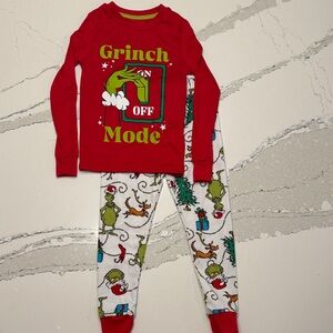 The Grinch Kids Pajama Set NEVER WORN Size 6